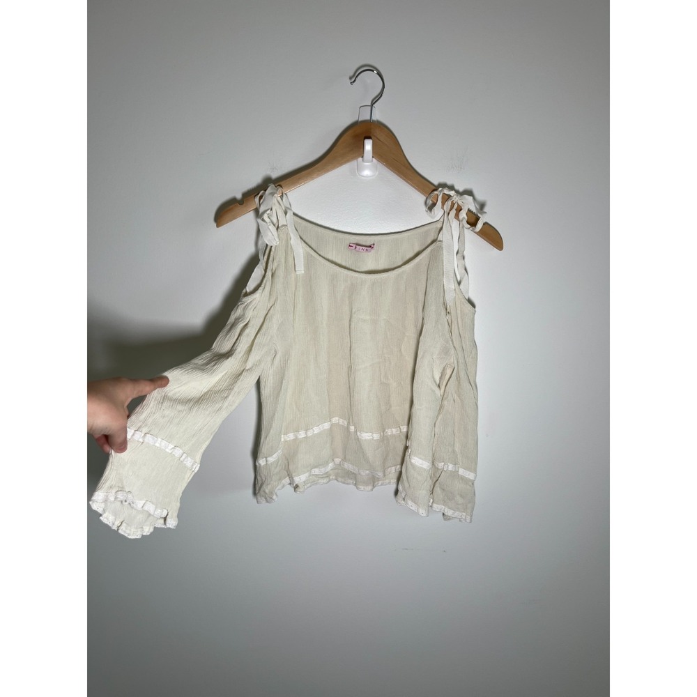 Fairy Dainty Romantic Boho Cottage Coastal Womens Top White S Cold Shoulder